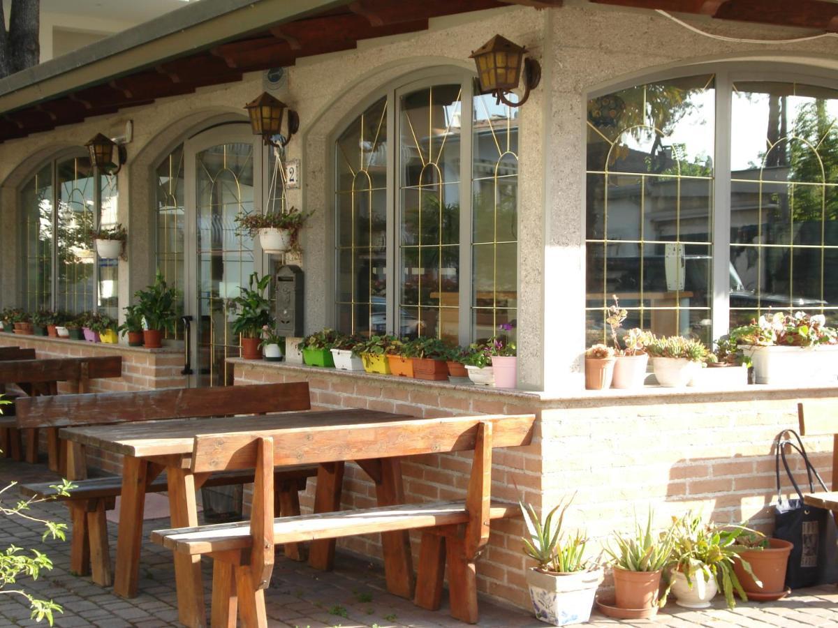 La Quercia Hotel Lignano Sabbiadoro Kültér fotó